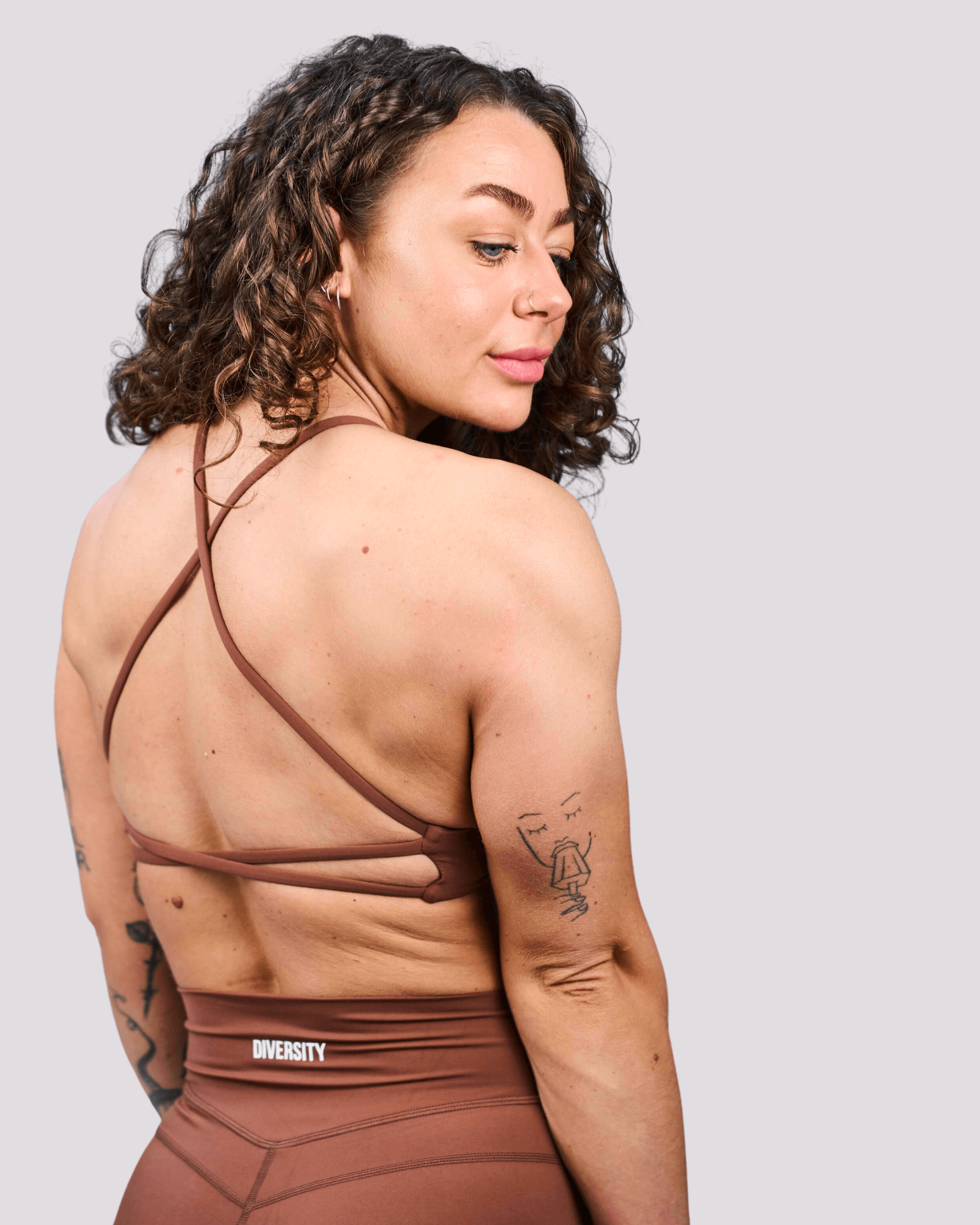 Divine Cross Bra - Diversitywear.dk