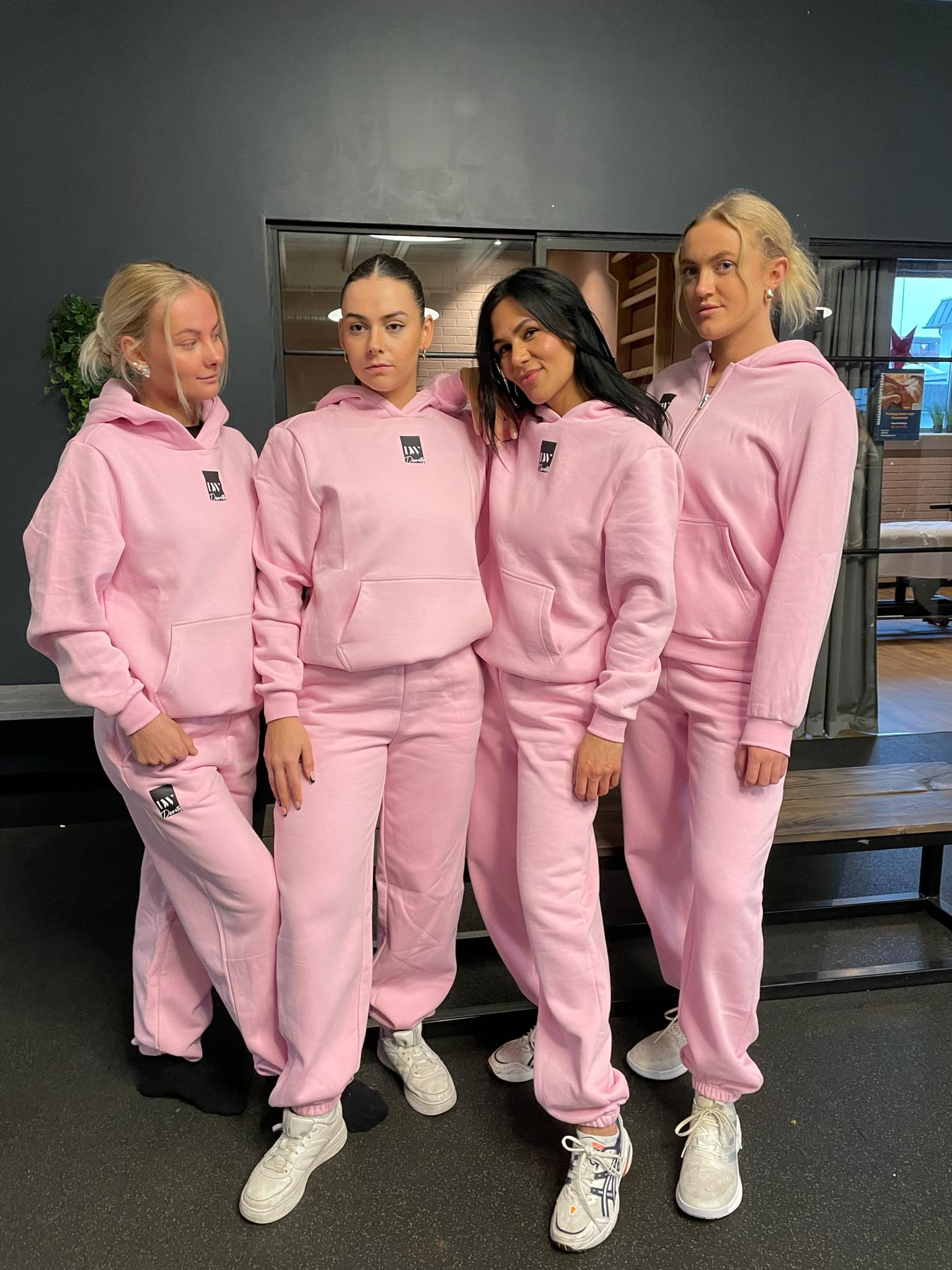 Fluffy Hoody - Soft Pink