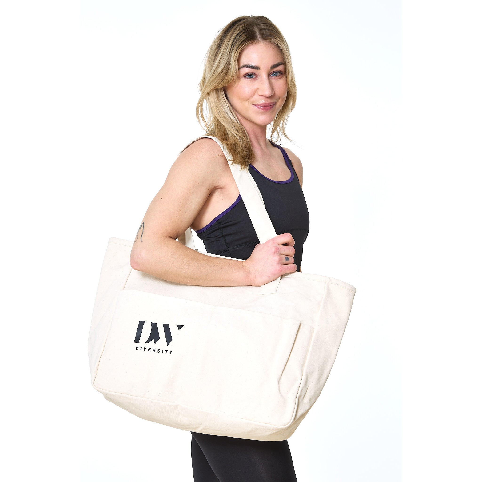 DW Diversity Wear – Lounge Bag / Sand