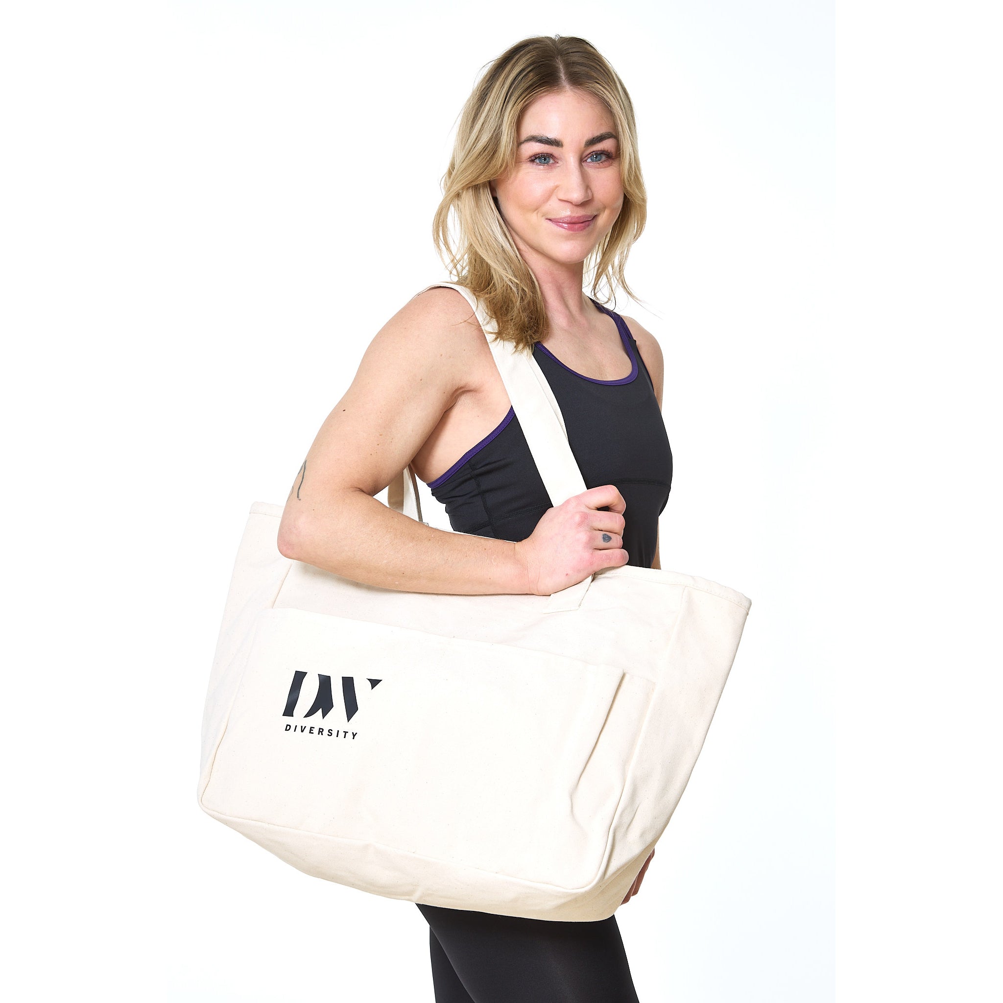 DW Diversity Wear – Lounge Bag / Sand